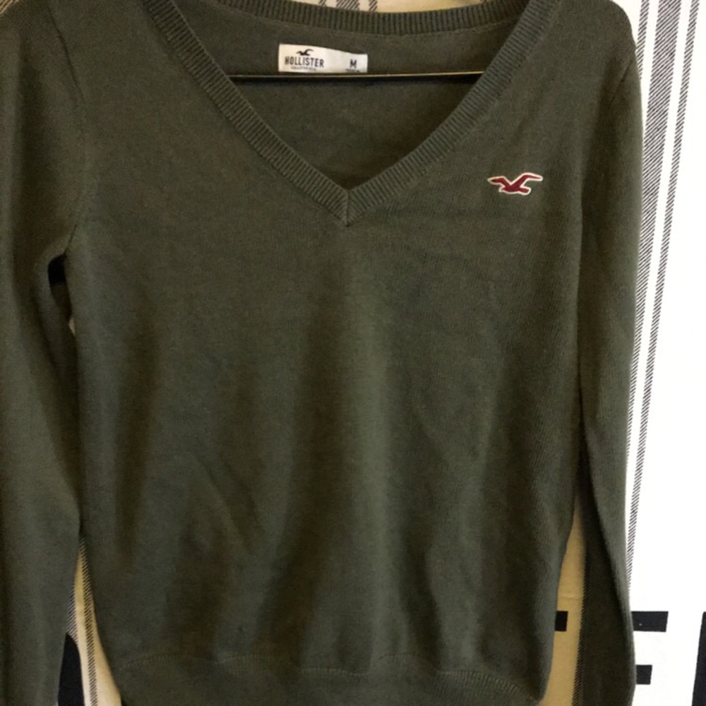 Olive green hollister sweater
